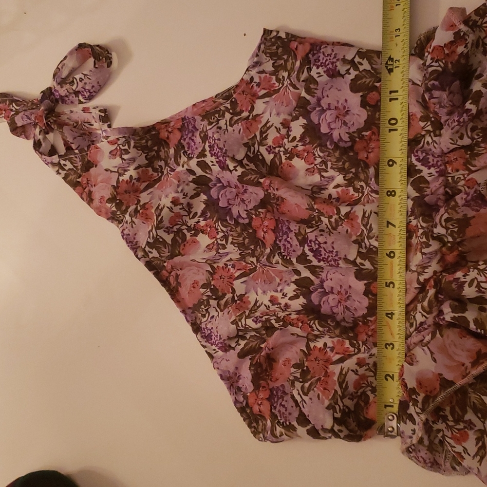 Floral Dress - Picture 8 of 9